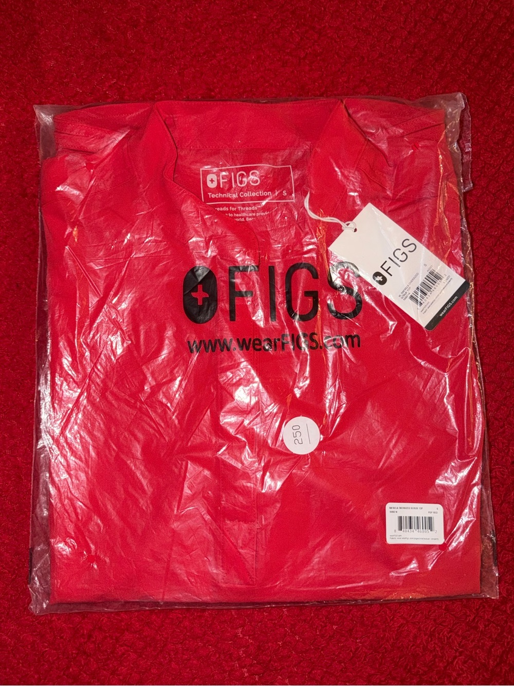 Woman's Figs Rafael oversize scrub top